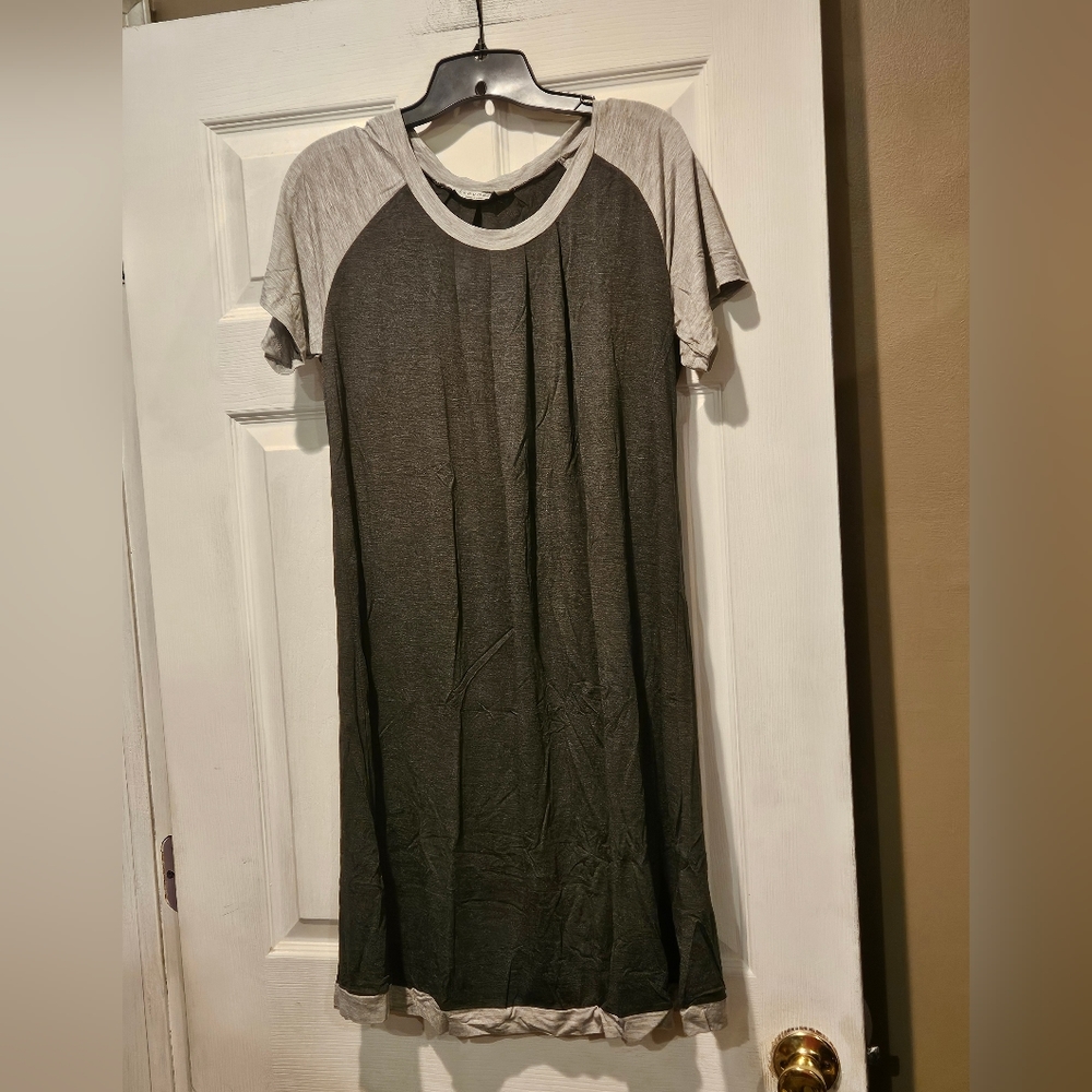 EKOUAER NIGHTGOWN